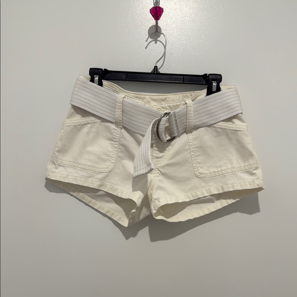 Vintage A&F Shorts with Belt size 6